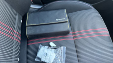 Renault Captur 1.6 E-TECH Hybrid 145 R.S. Line 5dr Auto Hybrid Hatchback